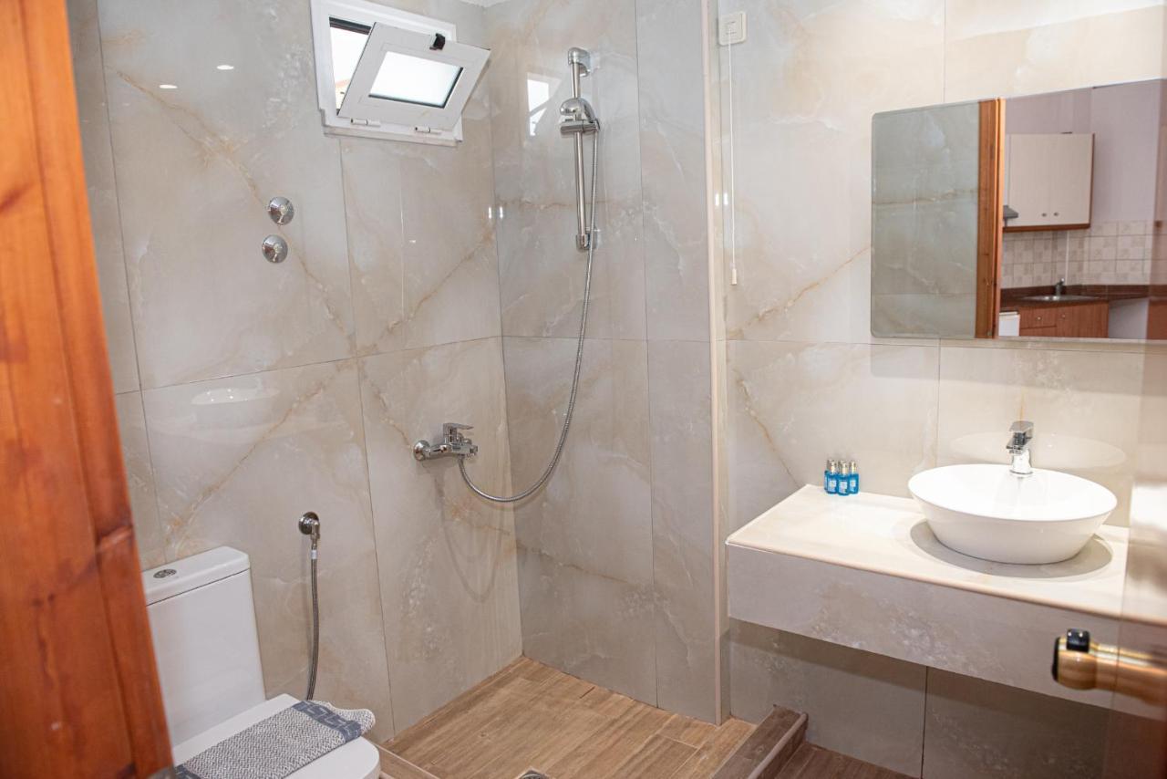 Aparthotel Danelis & Malia (Crete)