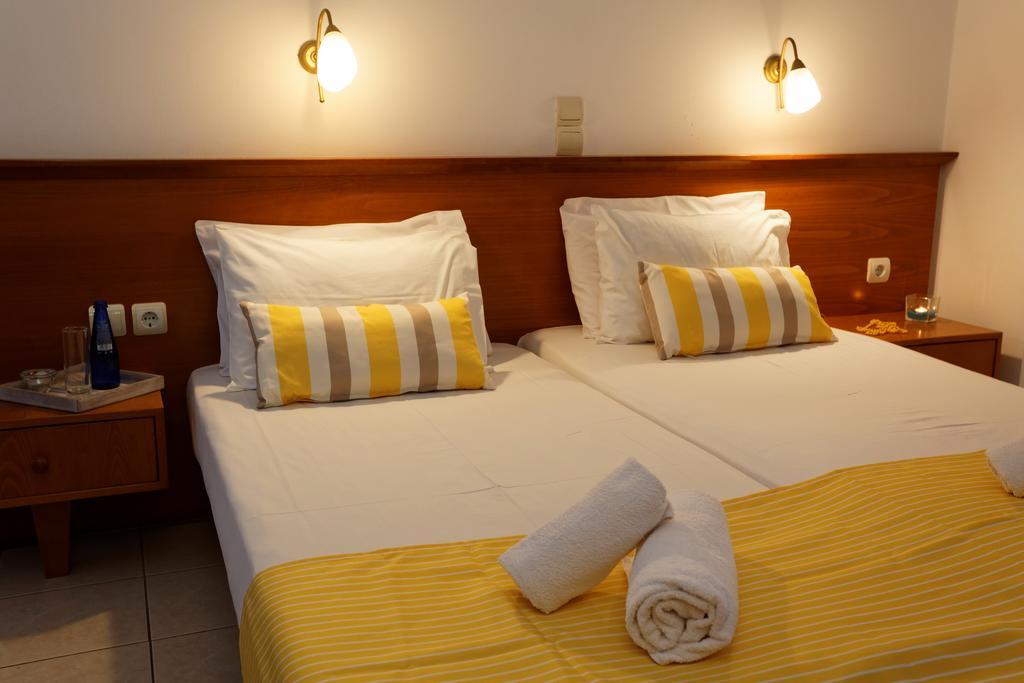 Danelis & Aparthotel 3*