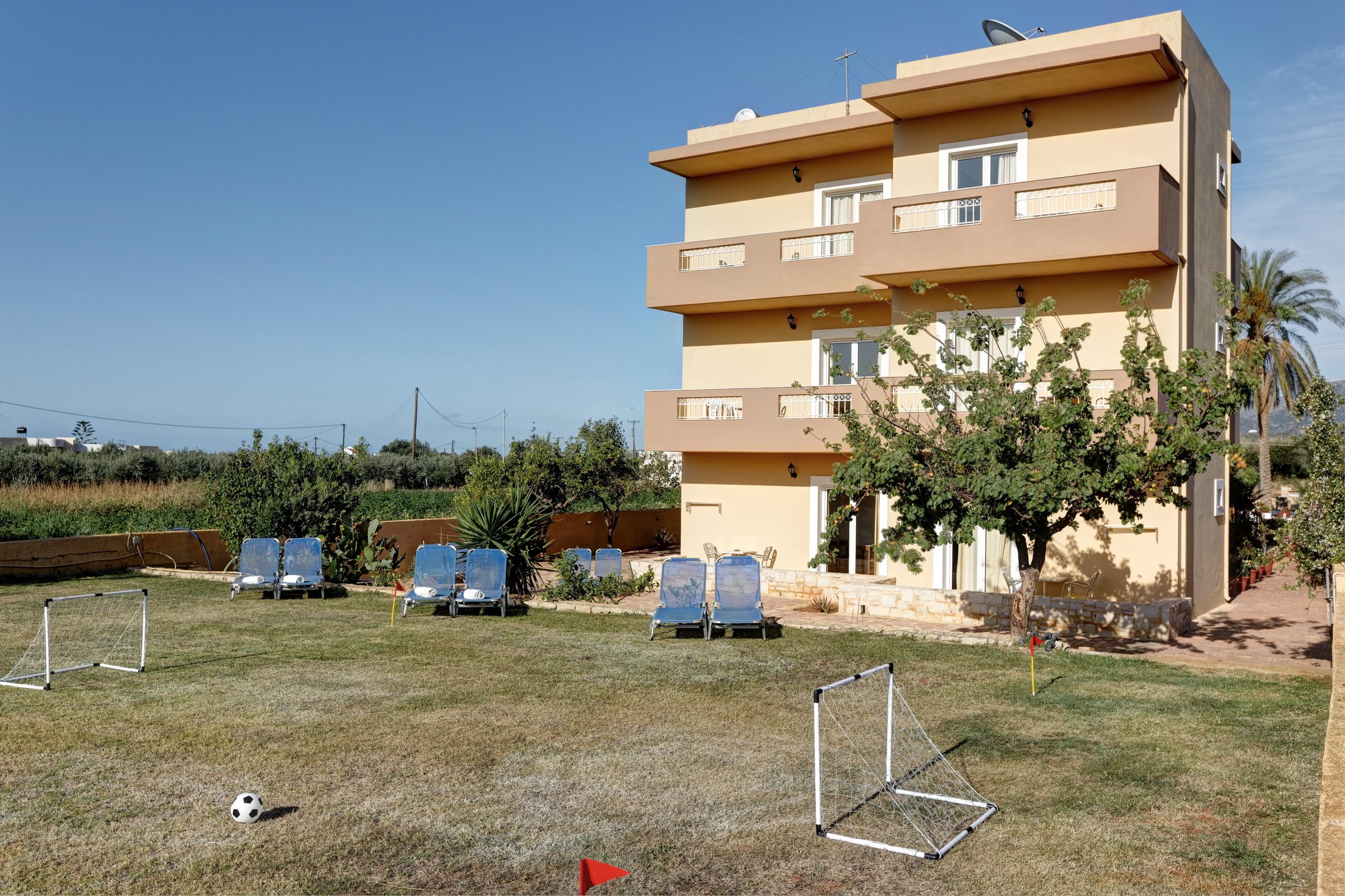 Danelis & Aparthotel