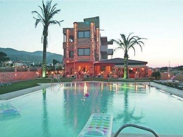 Danelis & Aparthotel