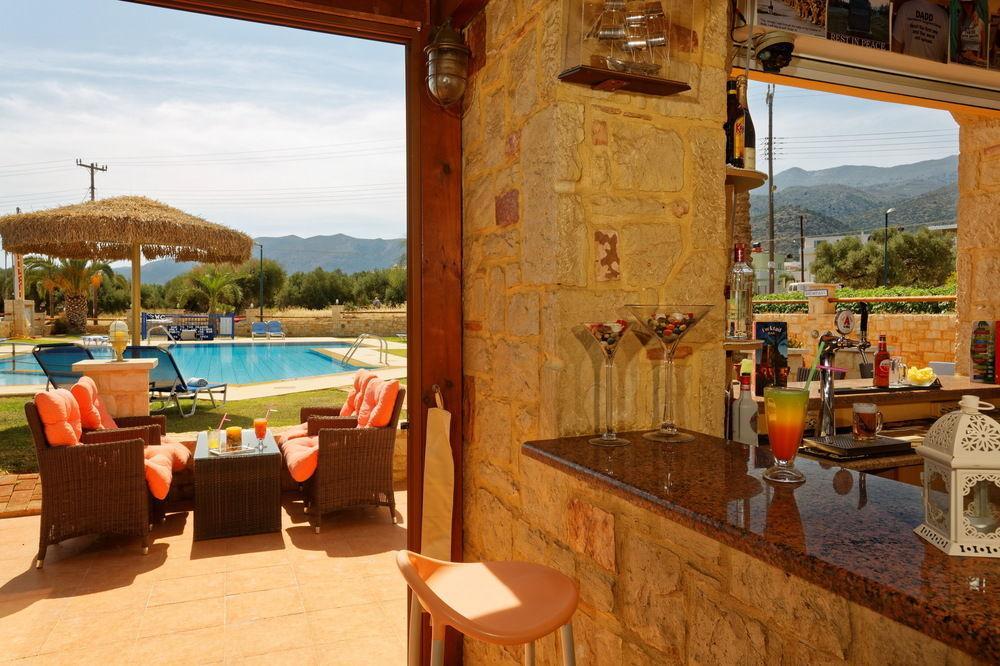 Danelis & Aparthotel